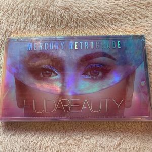 Huda Mercury Retrograde Palette